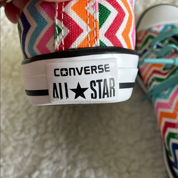 Converse All Star Colorful Chevron Kids Sneakers size 13youth - Picture 9 of 12